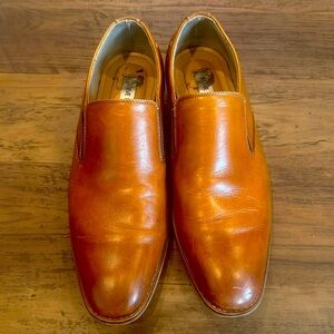 Brown dress shoes